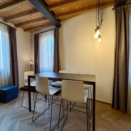 Saragozza A Due Passi Da Piazza Grande - Wifi E Parcheggio Gratuito Apartmán Modena