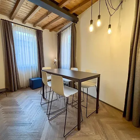 Saragozza A Due Passi Da Piazza Grande - Wifi E Parcheggio Gratuito Apartmán Modena