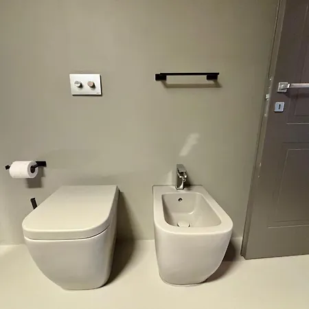 Saragozza A Due Passi Da Piazza Grande - Wifi E Parcheggio Gratuito Apartmán *