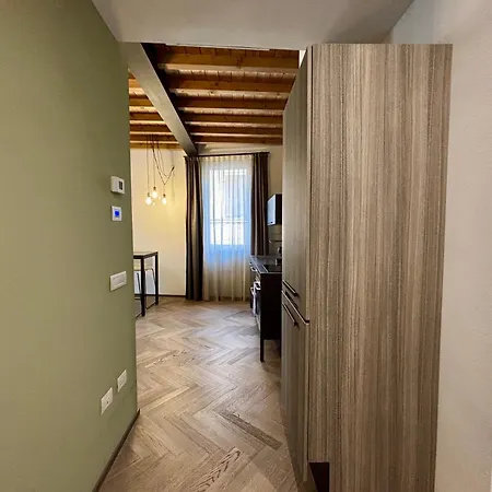 Saragozza A Due Passi Da Piazza Grande - Wifi E Parcheggio Gratuito * Modène