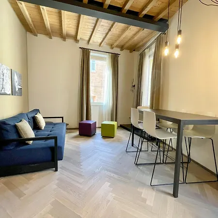 Saragozza A Due Passi Da Piazza Grande - Wifi E Parcheggio Gratuito * Modène