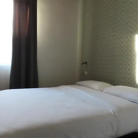 Saragozza A Due Passi Da Piazza Grande - Wifi E Parcheggio Gratuito Appartement Modène