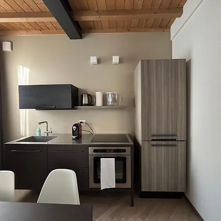 Saragozza A Due Passi Da Piazza Grande - Wifi E Parcheggio Gratuito * Modène