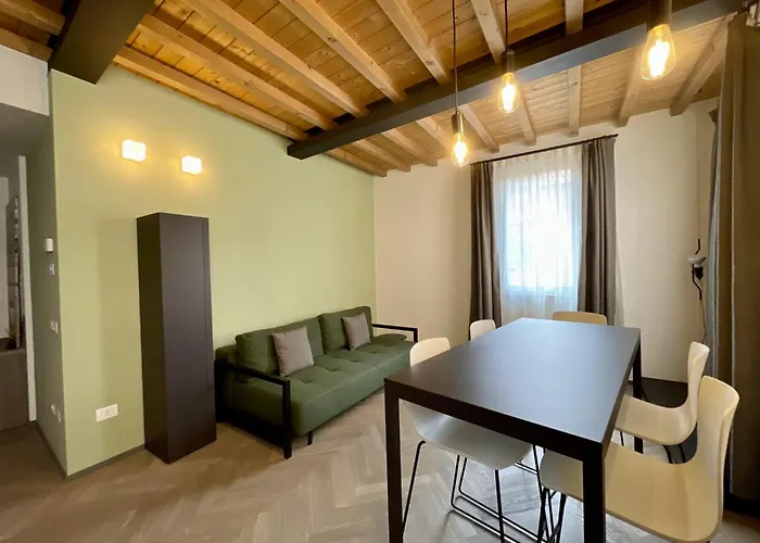 Saragozza A Due Passi Da Piazza Grande - Wifi E Parcheggio Gratuito Apartmán *