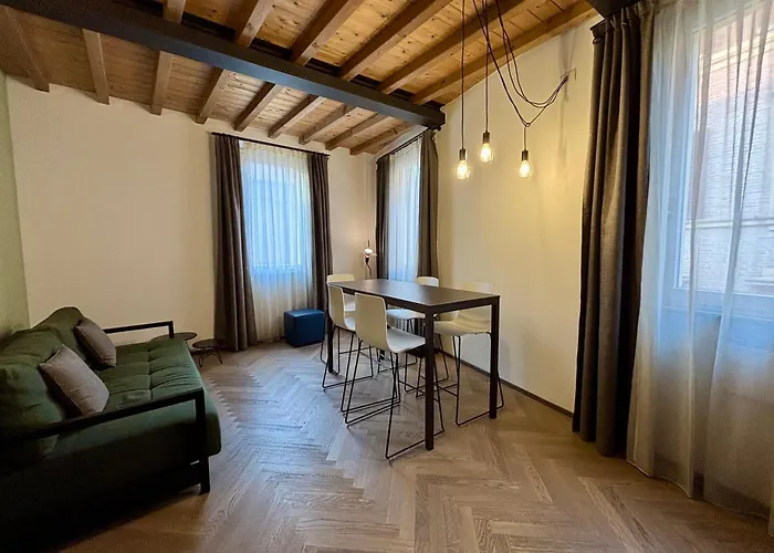 Apartmán Saragozza A Due Passi Da Piazza Grande - Wifi E Parcheggio Gratuito Modena