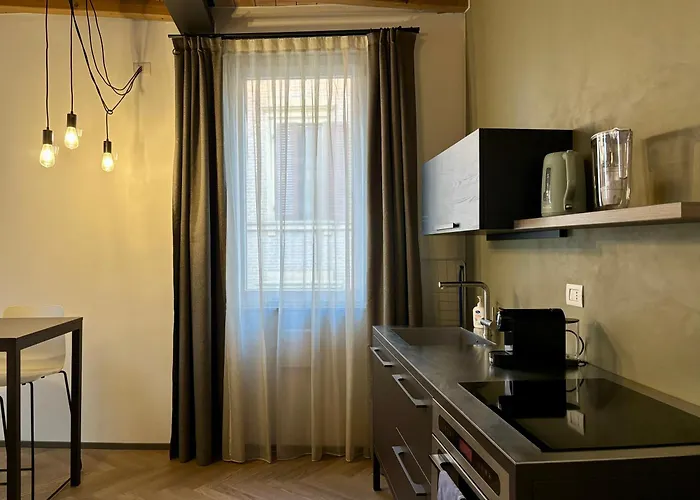 Saragozza A Due Passi Da Piazza Grande - Wifi E Parcheggio Gratuito