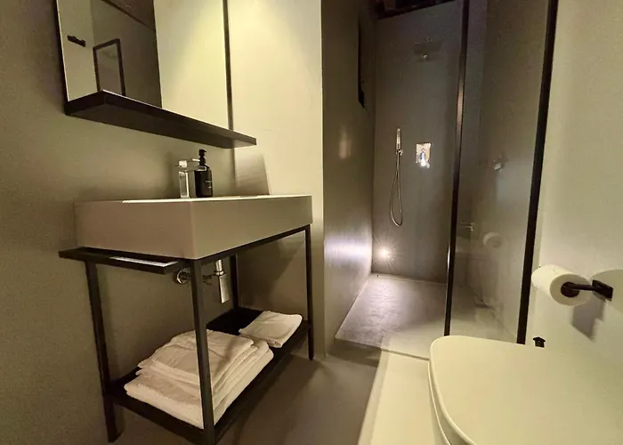 アパート Saragozza A Due Passi Da Piazza Grande - Wifi E Parcheggio Gratuito モデナ