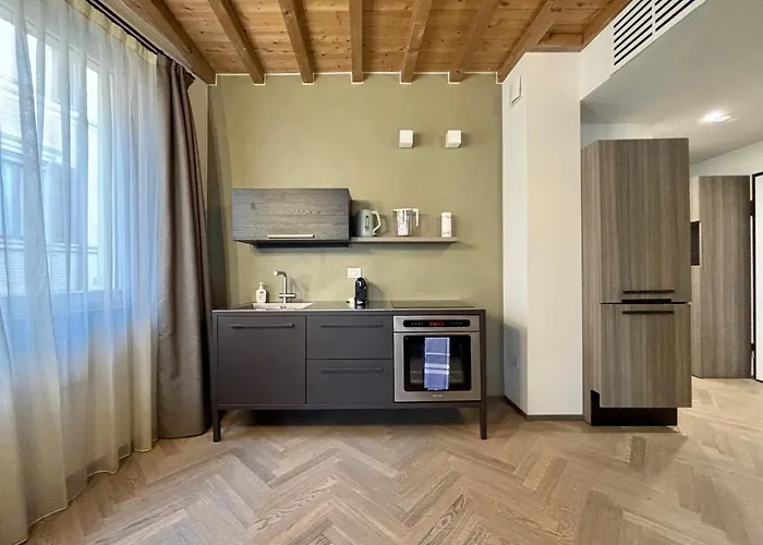 Saragozza A Due Passi Da Piazza Grande - Wifi E Parcheggio Gratuito